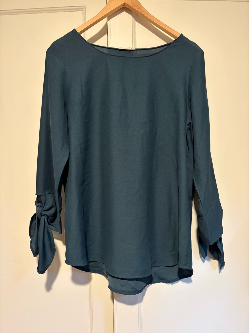 Les Amis Emerald Green Tie Sleeve Blouse
